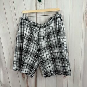 Cool 18 Pro Men’s 40 Striped Shorts